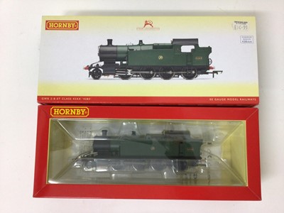 Lot 39 - Hornby OO gauge locomotives GWR 2-8-0T Class 42XX '4283' R3123, LNER Class J15 '7524' R3123 both boxed (2)