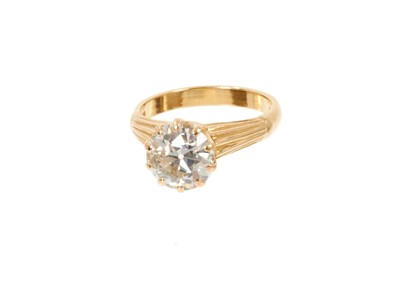 Lot 640 - Diamond single stone ring