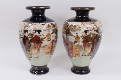 Lot 276 - A pair of large Japanese earthenware vases