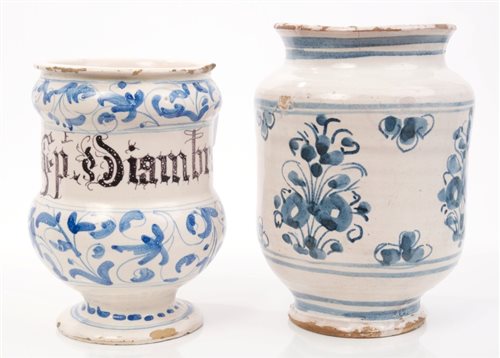 Lot 51 - Early 18th century Italian blue and white...
