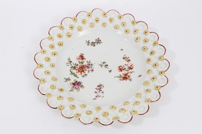 Lot 297 - A Derby small plate, the basket moulded border applied with flower heads, circa 1758