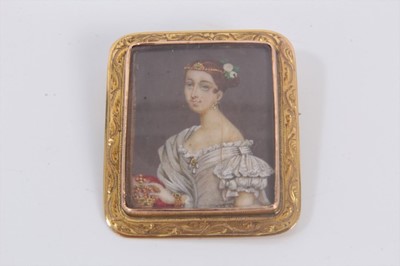 Lot 734 - Early Victorian portrait miniature of a Queen, possibly the young Queen Victoria, in gold brooch mount.