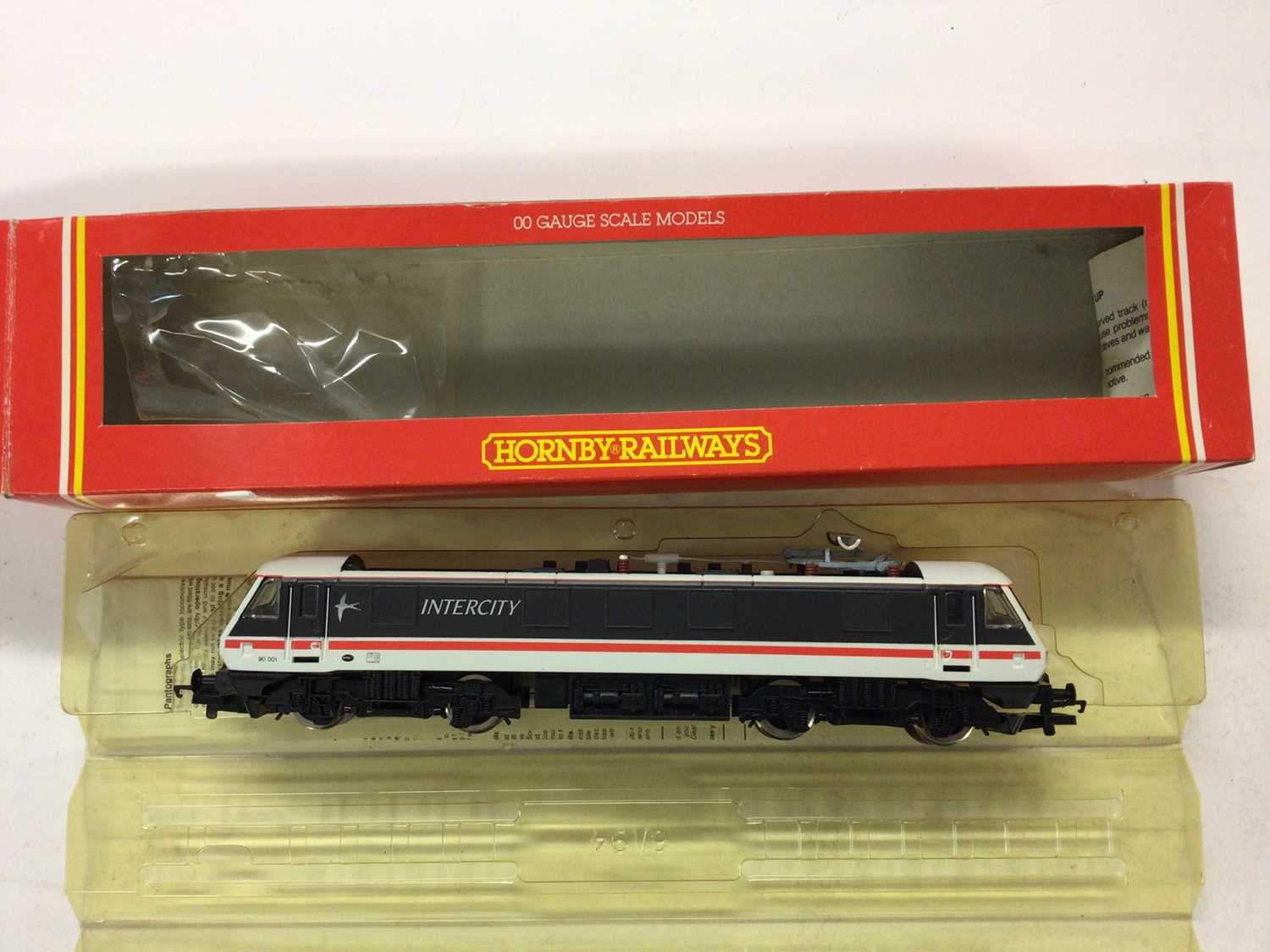 Lot 83 - Hornby OO gauge locomotives BR Intercity