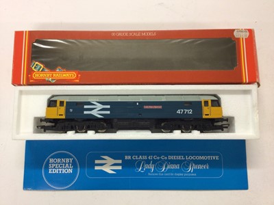 Lot 91 - Hornby OO gauge locomotives BR Western Region Class 52 C-C Diesel Hydraulic 'Western Courier' D1062, R352, BR large logo Class 47 Co-Co diesel electric 'Lady Diana Spencer' 47 712, R316 and BR Brus...