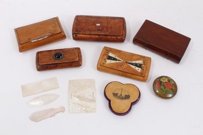 Lot 908 - Collection of 19th century snuff boxes, other treen and mother of pearl pieces