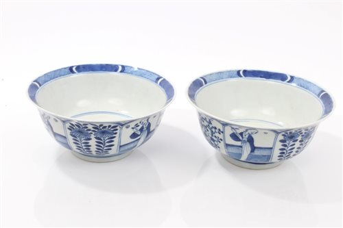 Lot 82 - Pair 19th century Chinese blue and white bowls...