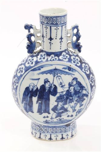 Lot 85 - 19th century Chinese blue and white moon flask...