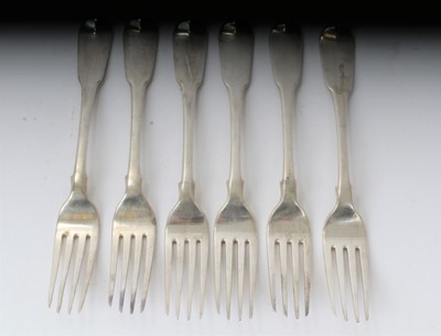 Lot 482 - Set of six George III fiddle pattern dinner forks, (London 1806) maker Thomas Wilkes Barker, all at 13ozs