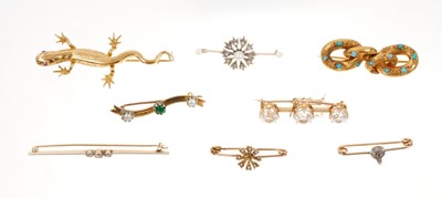 Lot 614 - Eight Victorian and Edwardian gold brooches