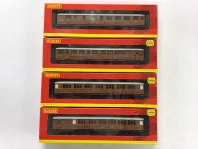 Lot 137 - Hornby OO Gauge LNER carriages Gresley Suburban 1st Class R4515 & 3rd Class R4516  & R4518 (x2) plus Buffet car R4173 and Corridor car R4170 (x2), R4171 & R4172 together with four Clerestory coache...