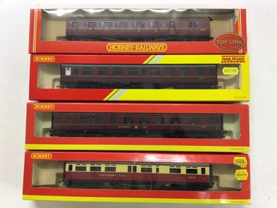 Lot 138 - Hornby OO gauge BR Carriages including Dining cars R4131A & R4131B, Restaurant car R4244 and nine other coaches, all boxed (12)