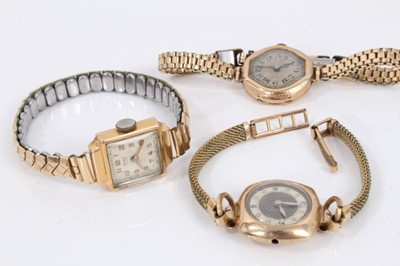 Lot 197 - Three 18ct gold cased and three 9ct gold cased vintage ladies wristwatches, four on plated bracelets and two without (6)