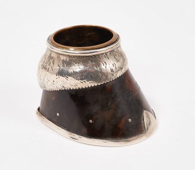 Lot 1116 - Edwardian silver mounted tortoiseshell hoof shaped match holder, (Birmingham 1905), maker Grey & Co