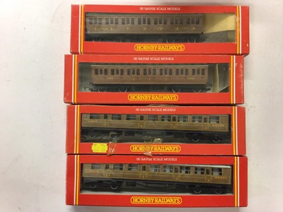 Lot 143 - Hornby OO gauge LNER carriages including Clerestory coaches R24 (x4), Brake coaches R25 (x2) and two others and two sleeping cars, Composite Brake  R478 (x3), Composite R391 (x2), R477 (x2), R435 (...