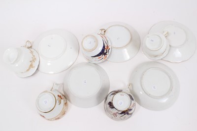 Lot 319 - Five early 19th century Coalport cups and saucers, including Imari style