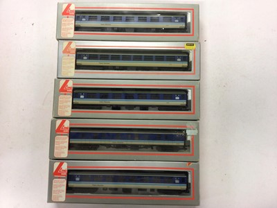 Lot 147 - Lima OO gauge carriages including Intercity Pullman 30 5376, Intercity 30 5385, Buffet car 20 5183, ScotRail (x5), Network SouthEast (x4), Trans Pennine (x5) and two others, all boxed (20)