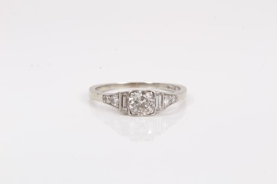 Lot 825 - Art Deco diamond single stone ring with an old cut diamond