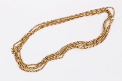 Lot 835 - Victorian 15ct gold long chain, 147cm