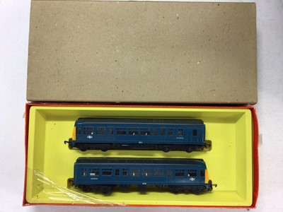 Lot 171 - Triang Hornby OO gauge local Two Car Diesel,train R157C and Pullman Train R555C, both boxed (2)