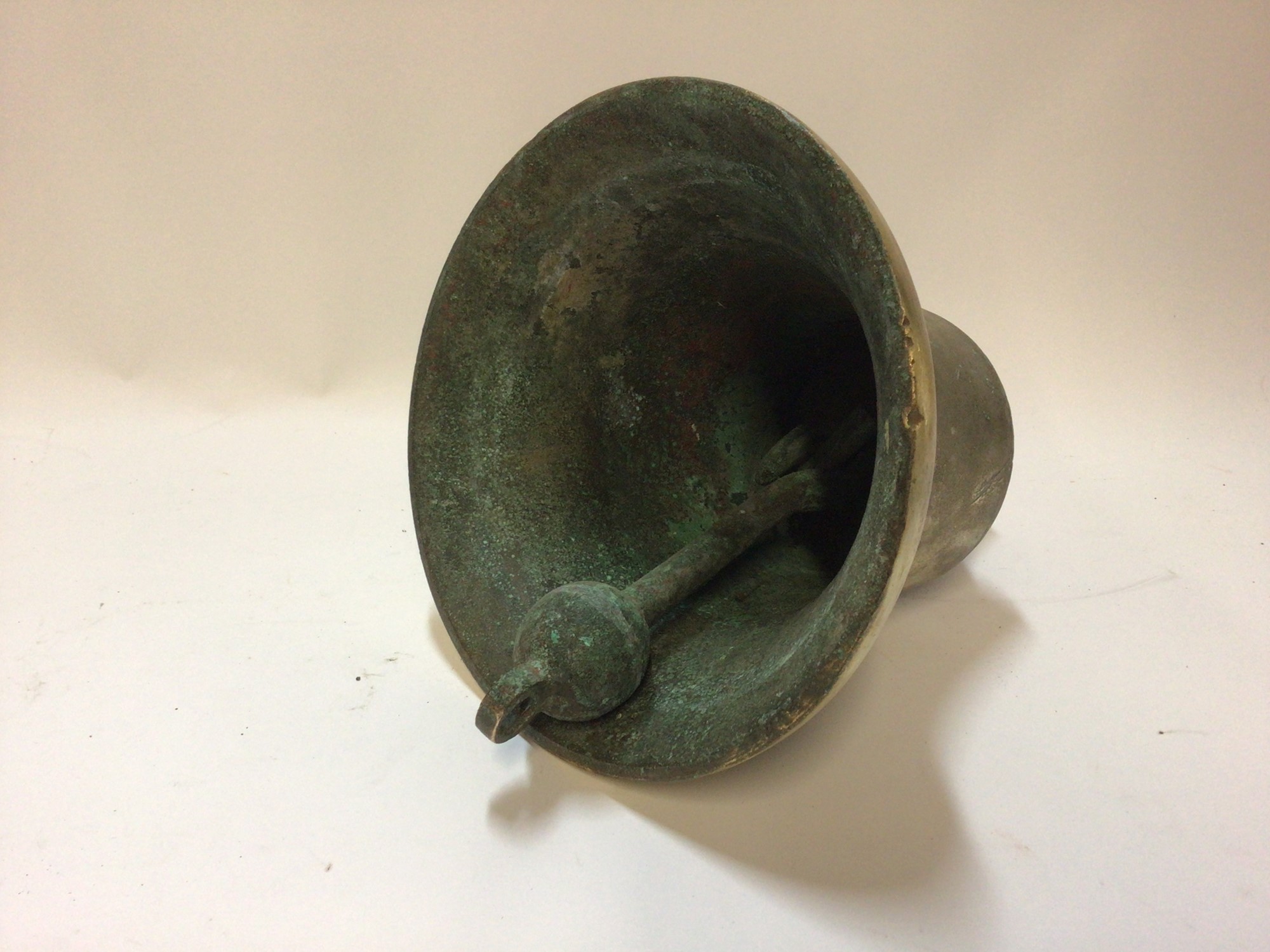 Lot 2470 Old bronze bell marked with VI