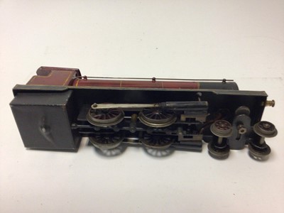 Lot 180 - Bowman Steam locomotive model 234 4-4-0 locomotive and tender No250, both in original boxes finished in red & gold livery (2)