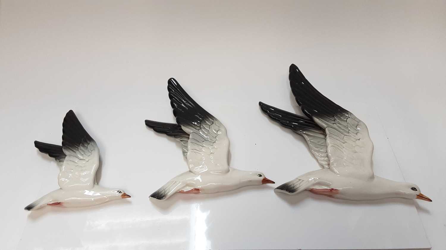 Lot 1240 - Set of three Beswick flying Seagull wall plaques, no 922-1, 922-2 and 922-3