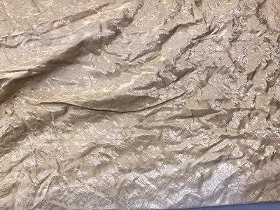 Lot 2088 - Set of six various gold silk damask curtains and three ensuite pelmets