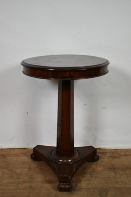 Lot 1321 - Regency mahogany tilt top side table