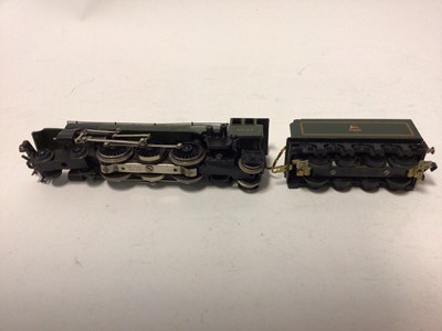 Lot 219 - Trix 3-rail OO gauge BR green 4-6-2 'Scotsman' locomotive and tender 60103 and coach plus 20/58 diesel 2-car set with maroon & cream livery  20058 (Trix box but not original contents)