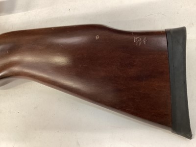 Lot 1010 - SMC CO2 powered .22 air rifle with scope