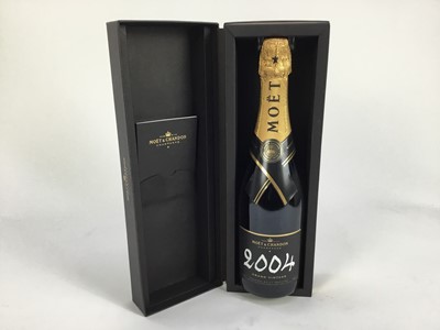 Lot 9 - Champagne - one bottle, Moët & Chandon 2004, in original card box