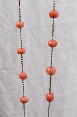 Lot 124 - Antique 9ct gold and coral long necklace