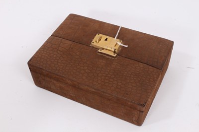 Lot 125 - Victorian jewellery box containing antique and later jewellery