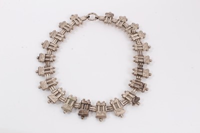 Lot 490 - Victorian silver collar necklace