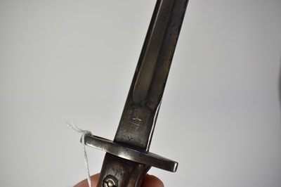 Lot 924 - British 1907 Pattern Enfield bayonet with scabbard