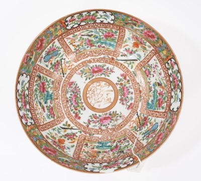 Lot 7 - A 19th century Chinese Canton famille rose porcelain bowl and dish for the Arabic market, the centre of each piece with a roundel containing Arabic script