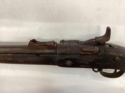 Lot 992 - Victorian Snider rifle with Enfield lock dated 1864, Snider breach conversion, with steel ramrod and three bands to barrel  138 cm overall