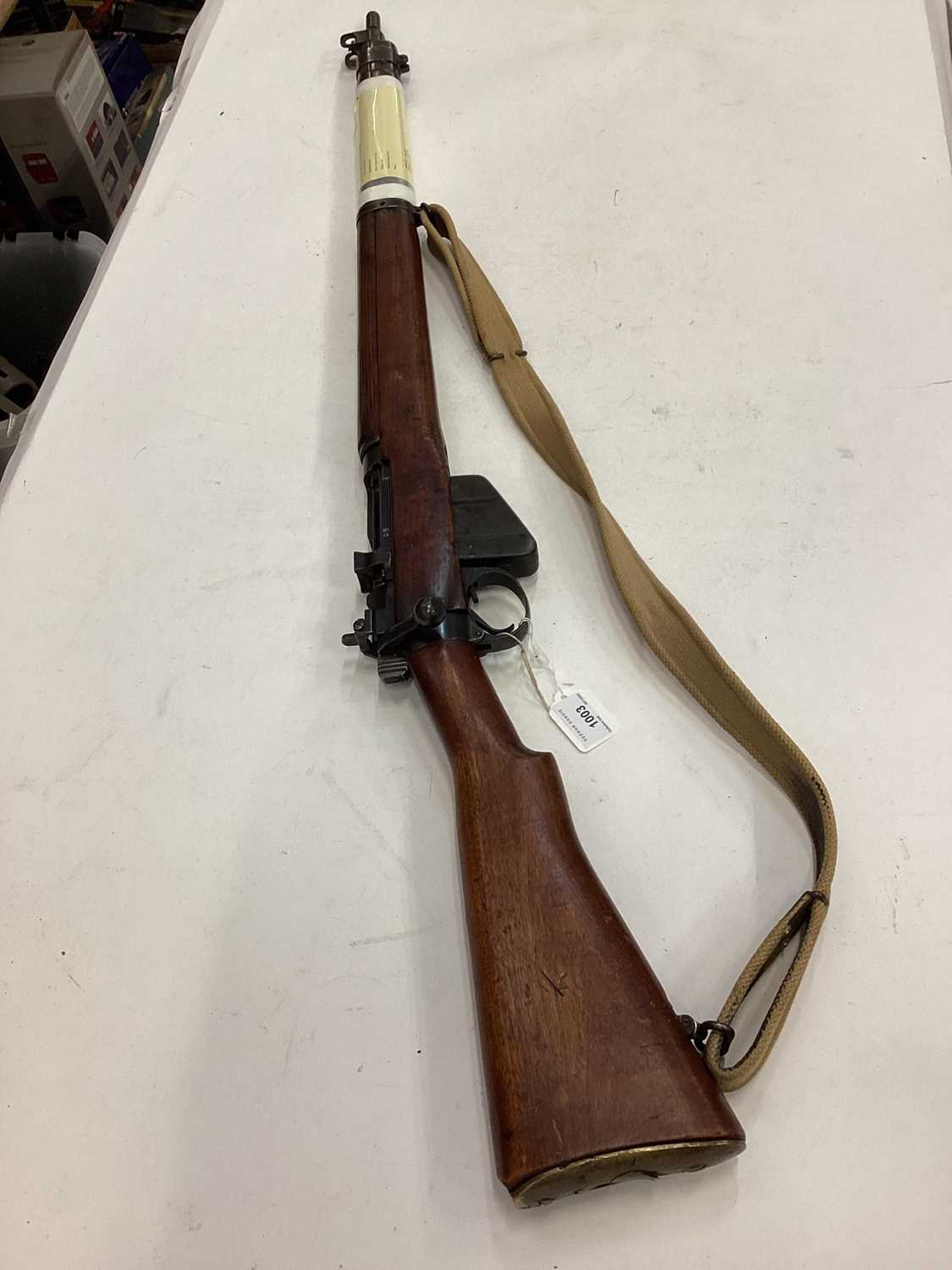 Eng Rifle Ww2 Lot 1003 - Second World War British military Enfield