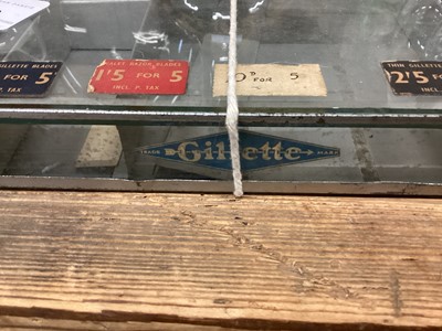 Lot 60 - 1950's Gillette razor blades glazed shop table top display cabinet, 32cm in length