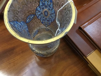 Lot 4 - Good quality enamelled glass vase