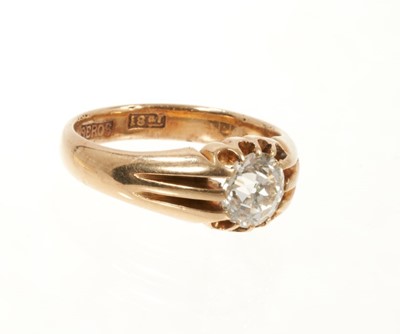 Lot 517 - Antique diamond ring