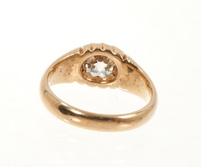 Lot 517 - Antique diamond ring
