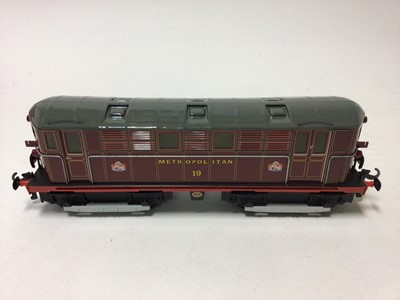 Lot 13 - Ace Trains O gauge Metropolitan Red Metropolitan Vickers Bo-Bo Electric locomotive 19, in original box