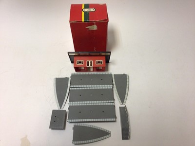 Lot 1920 - Hornby OO train sets and accessories