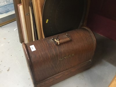 Lot 645 - Vintage Singer sewing machine in case, together with an eastern brass tray / table top (2)