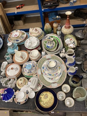 Lot 174 - Large quantity of ceramics to include Carlton Ware