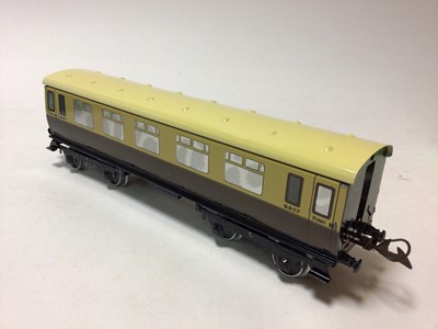 Lot 38 - Railway Middleton Products Australia Hornby Series style O gauge Tinplate GWR No.2 Corridor Coach 1st/3rd,  boxed