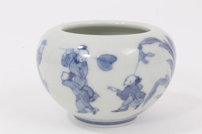 Lot 116 - A Chinese blue and white small porcelain bowl, probably early 20th century, painted with figures and landscapes, double ring mark to base