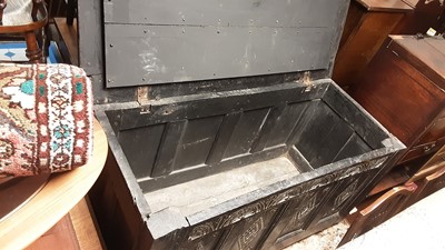 Lot 1170 - Antique oak coffer