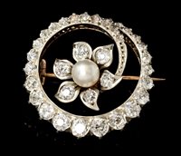 Lot 424 - Late Victorian diamond and cultured pearl...